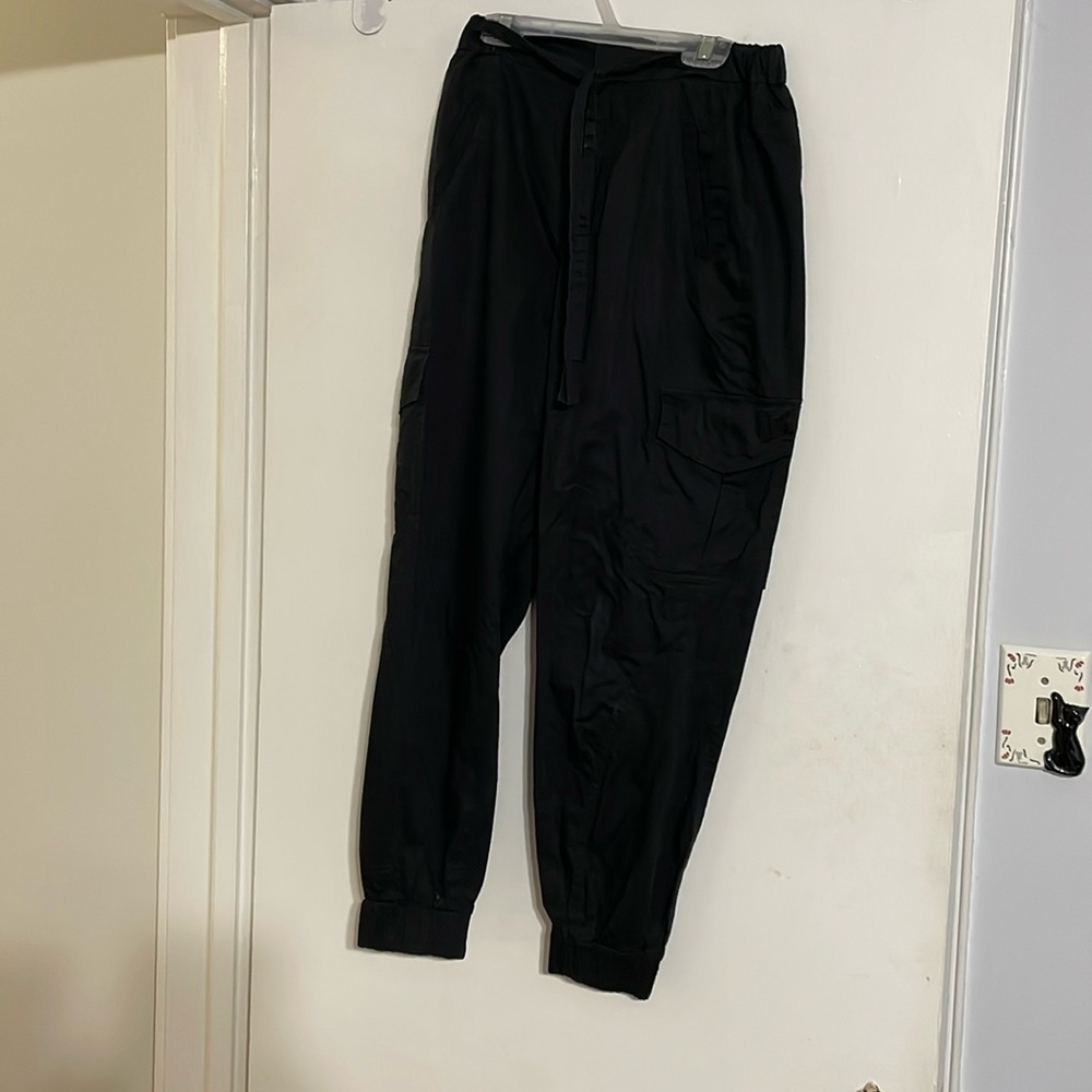 Zara black elastic cargo pants with tie waist size XS.